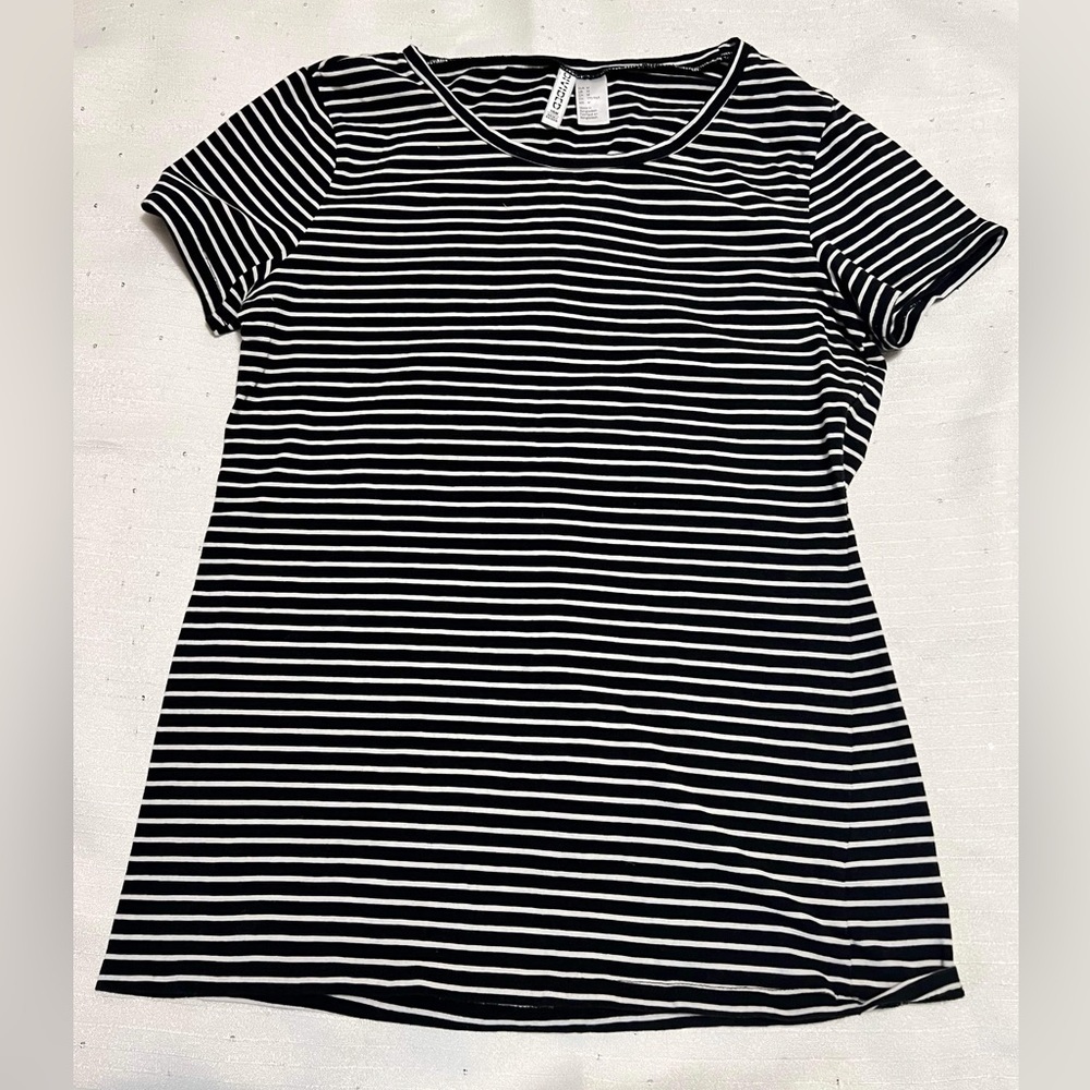 H&M - Picture 1 of 3